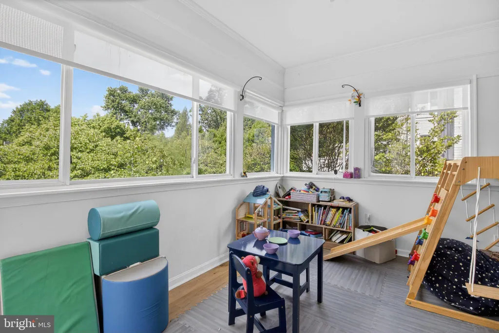Additional image 17 of 5028 Massachusetts Avenue NW, Washington, DC 20016