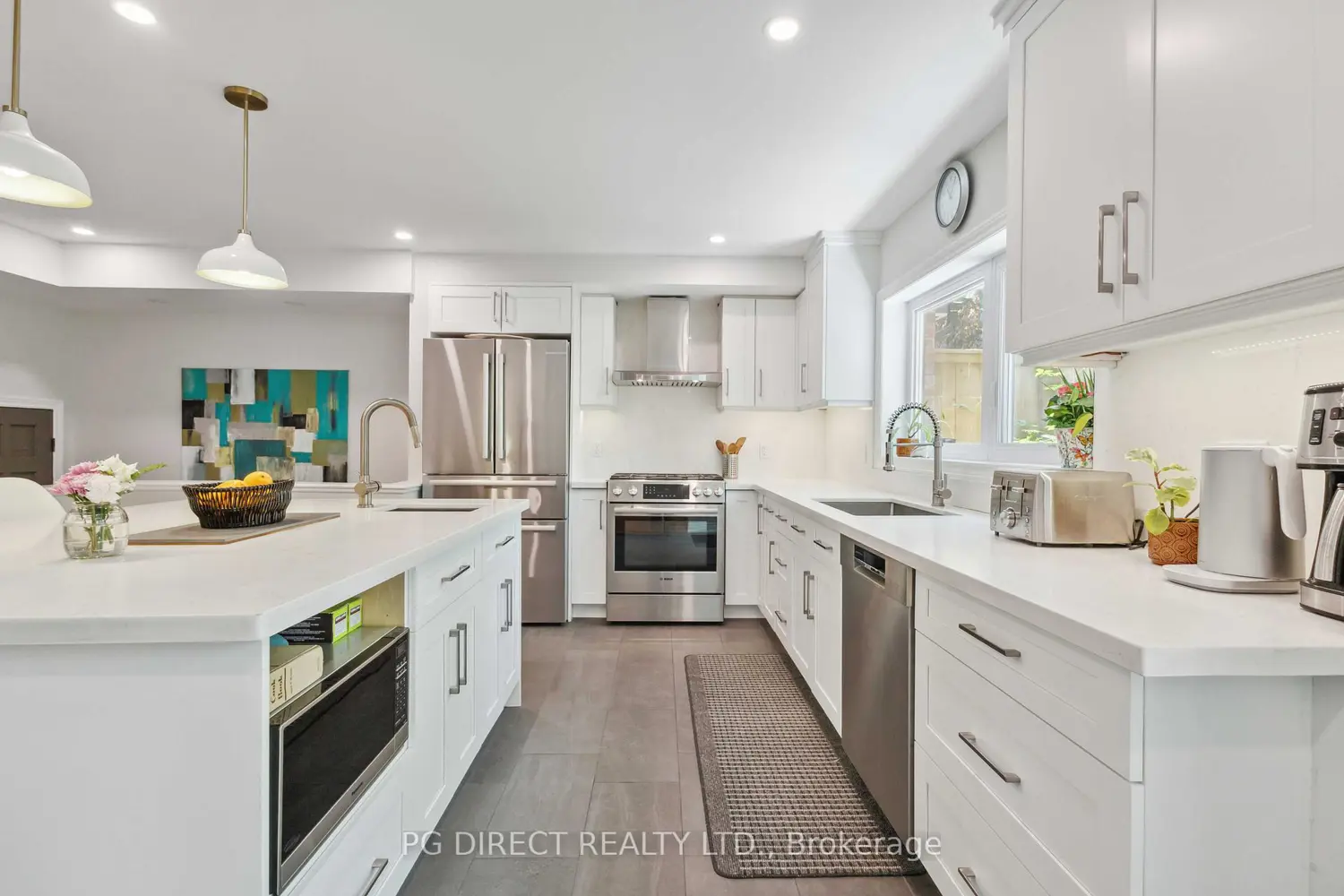 27 Warren Crescent photo 2