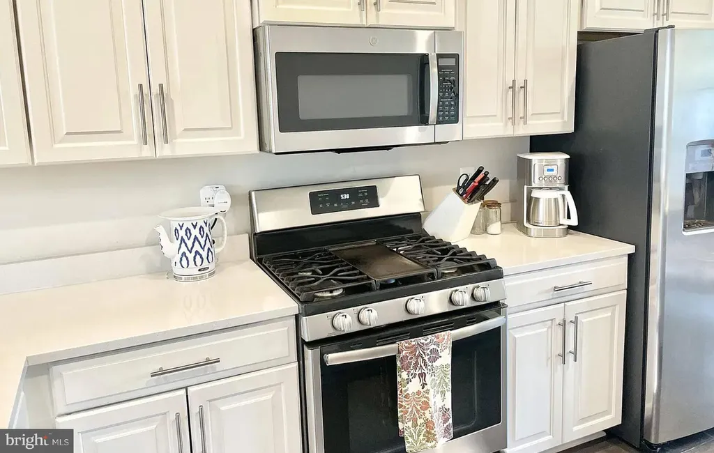 Additional image 2 of 3634 Commodore Joshua Barney Drive NE, Washington, DC 20018