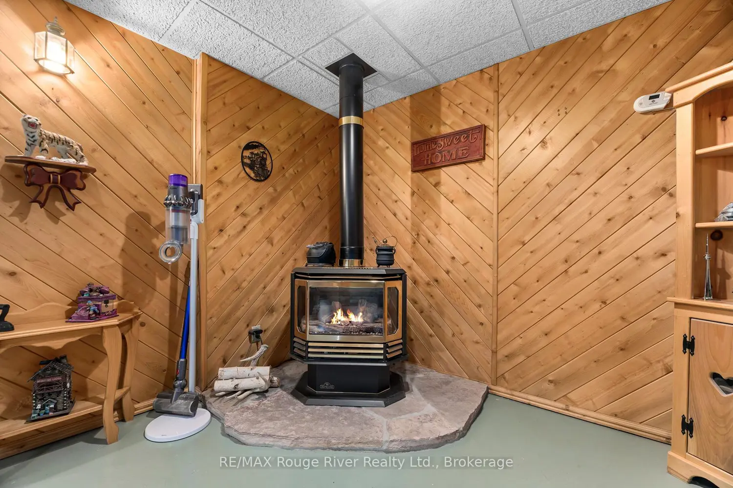 Additional image 16 of 1003 Renaissance Drive