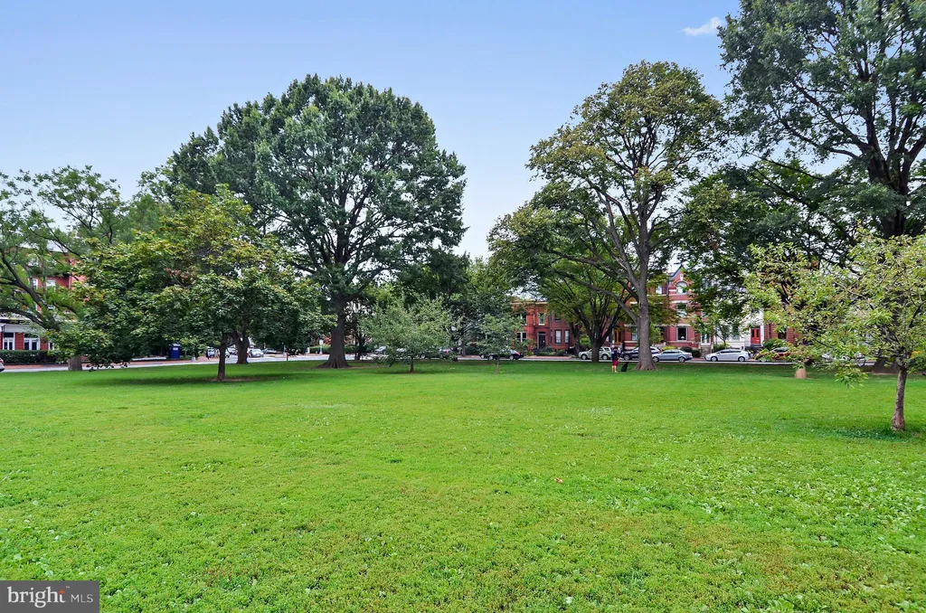 Additional image 23 of 350 9th Street SE Unit 15, Washington, DC 20003