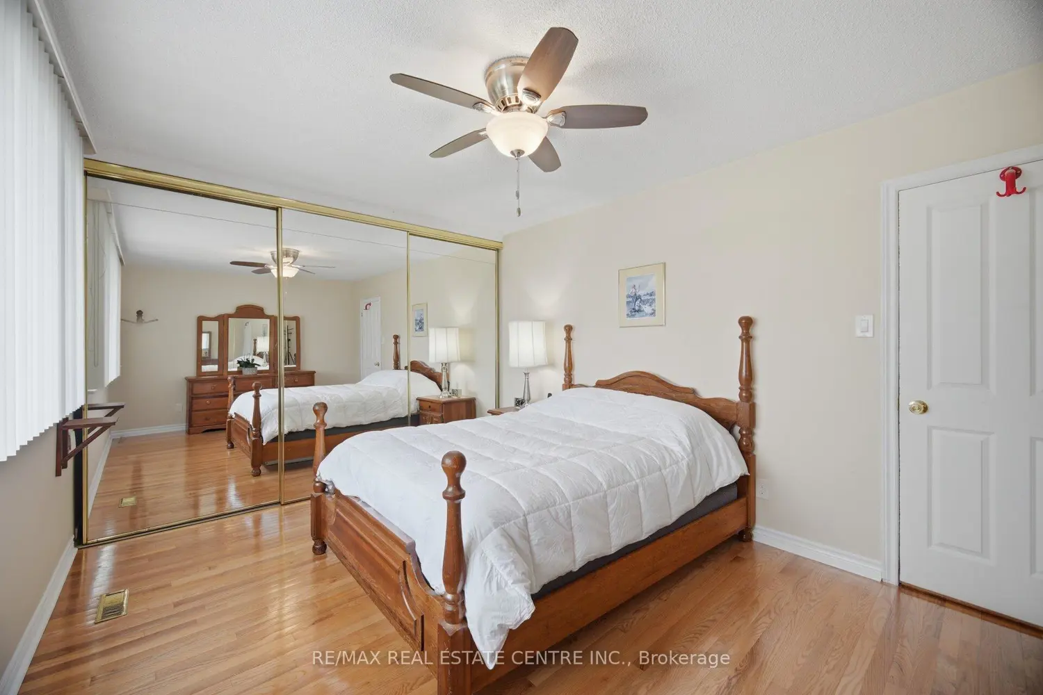 Additional image 11 of 3590 Fieldgate Drive