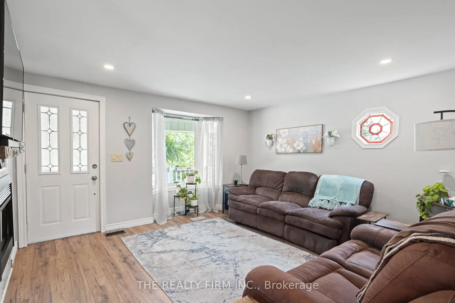 584610 Beachville Road photo 2