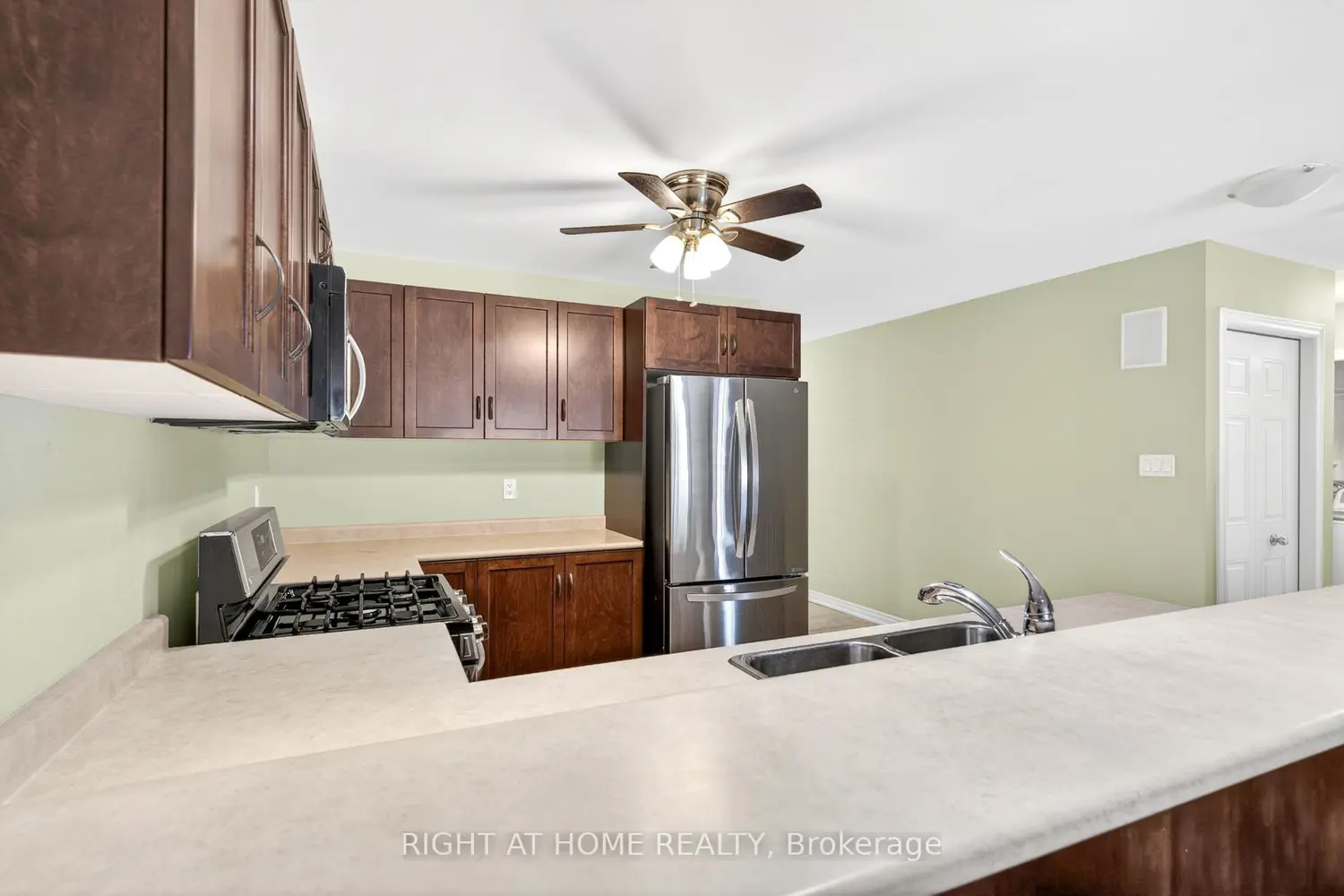 Additional image 4 of 32 Woodburn Avenue