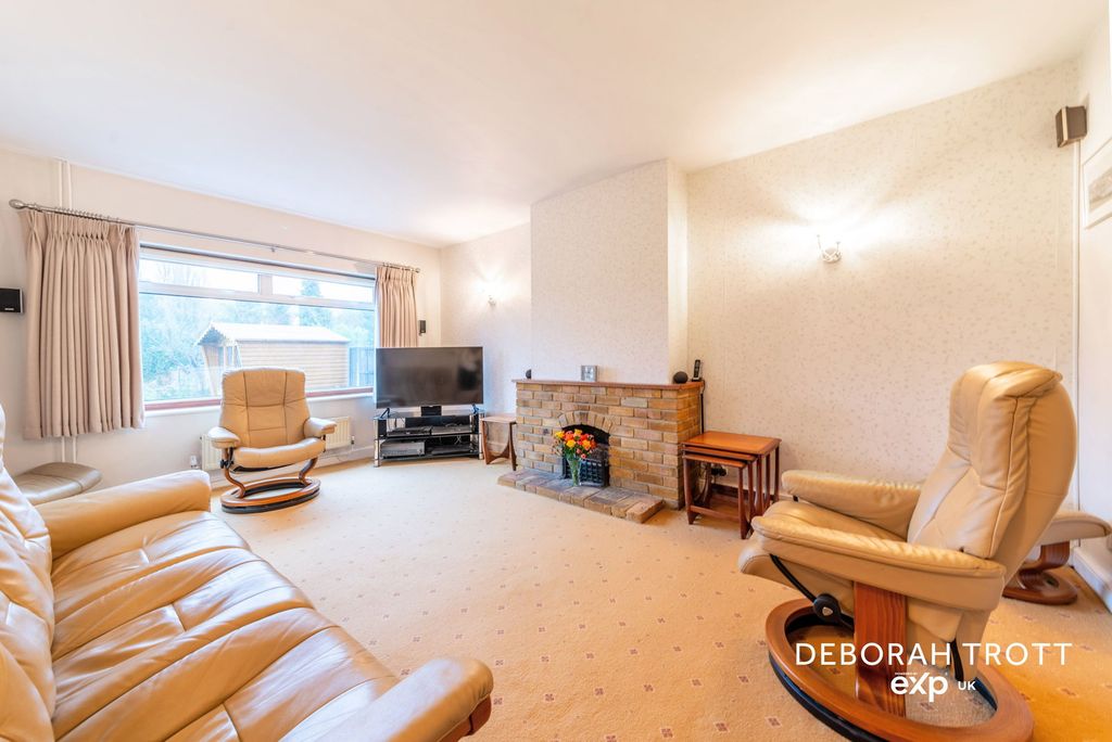 Additional image 4 of 4 bed detached house for saleLondon Road, Leybourne, West Malling ME19