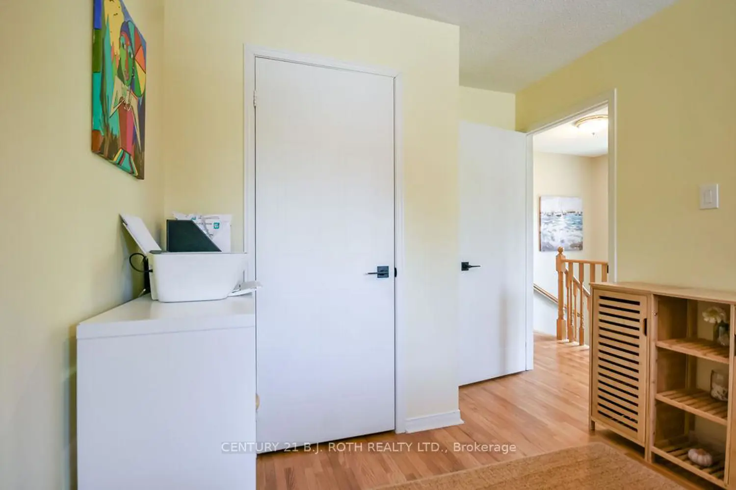 Additional image 12 of 492 Laclie Street 10
