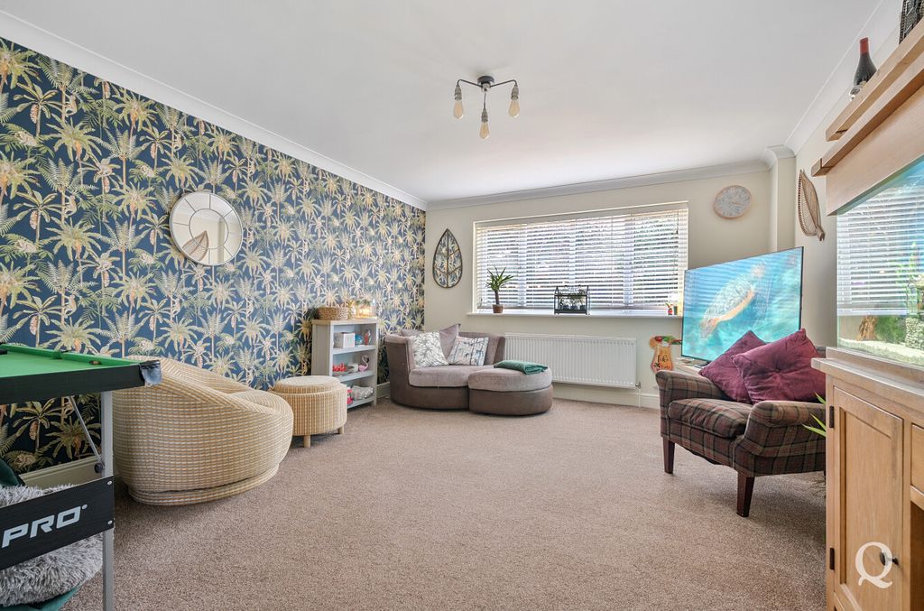 Additional image 8 of 5 bed detached house for saleStockers Hill Road, Rodmersham, Sittingbourne, Kent ME9