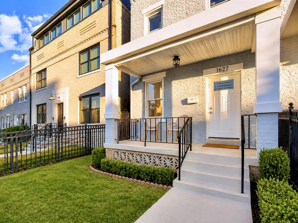 1627 Montello Avenue NE, Washington, DC 20002 photo 2