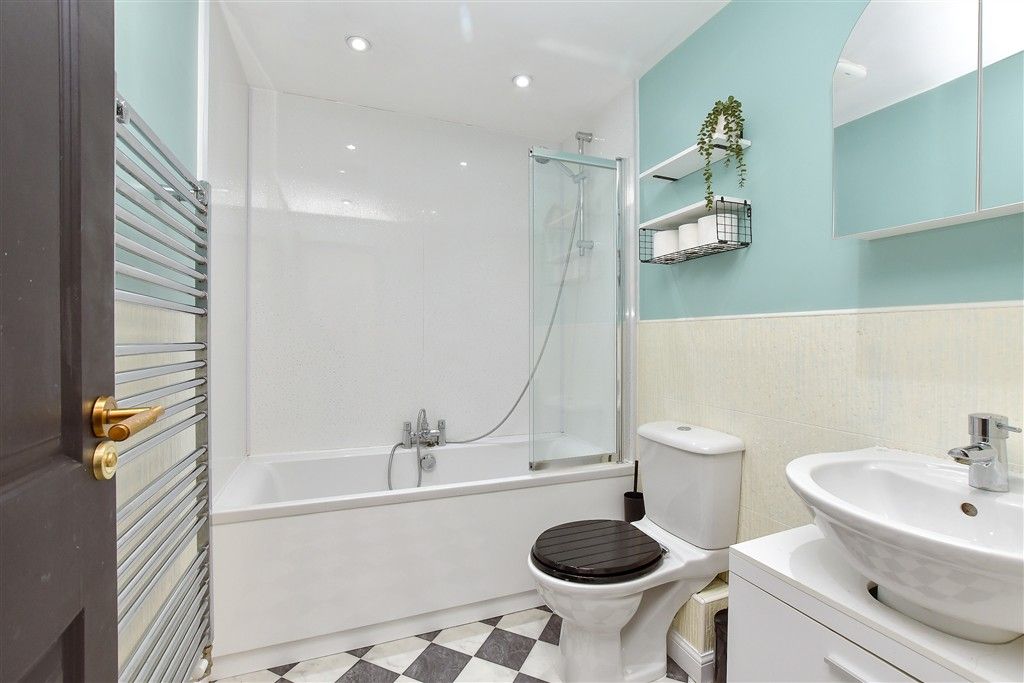 Additional image 11 of 3 bed semi-detached house for saleEveas Drive, Sittingbourne, Kent ME10