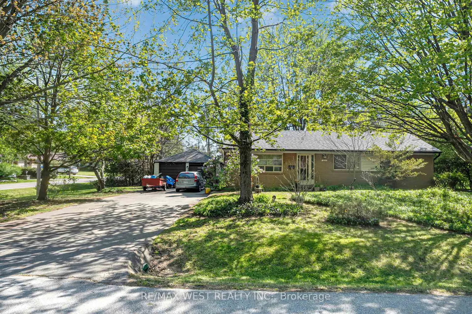 Additional image 8 of 1610 Magenta Court