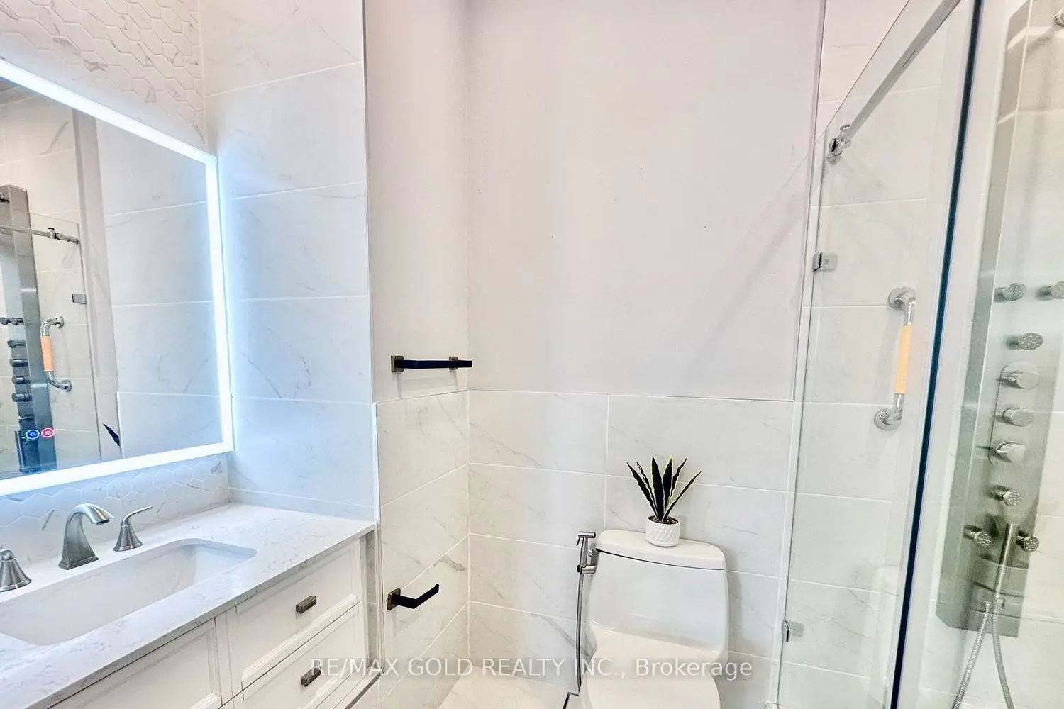 Additional image 13 of 2293 Woodcrest Drive