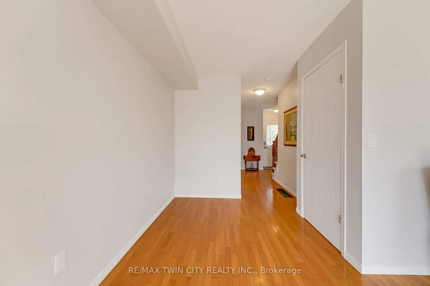 Additional image 9 of 550 Dansbury Drive