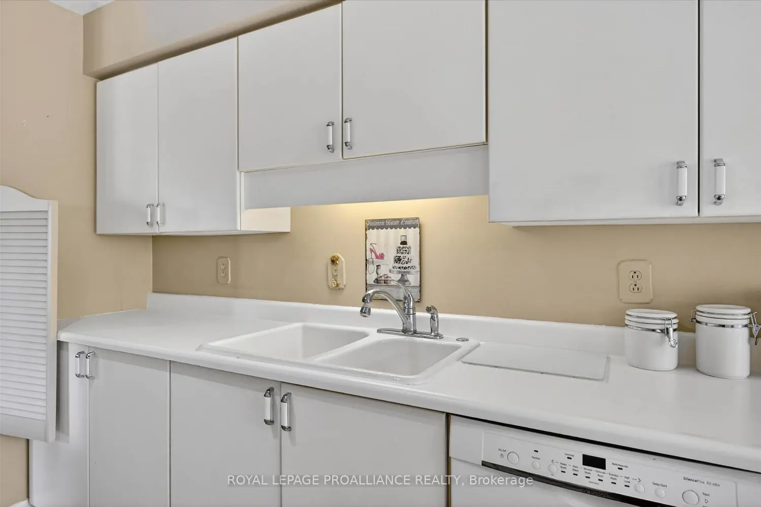Additional image 7 of 1099 Clonsilla Avenue 312A