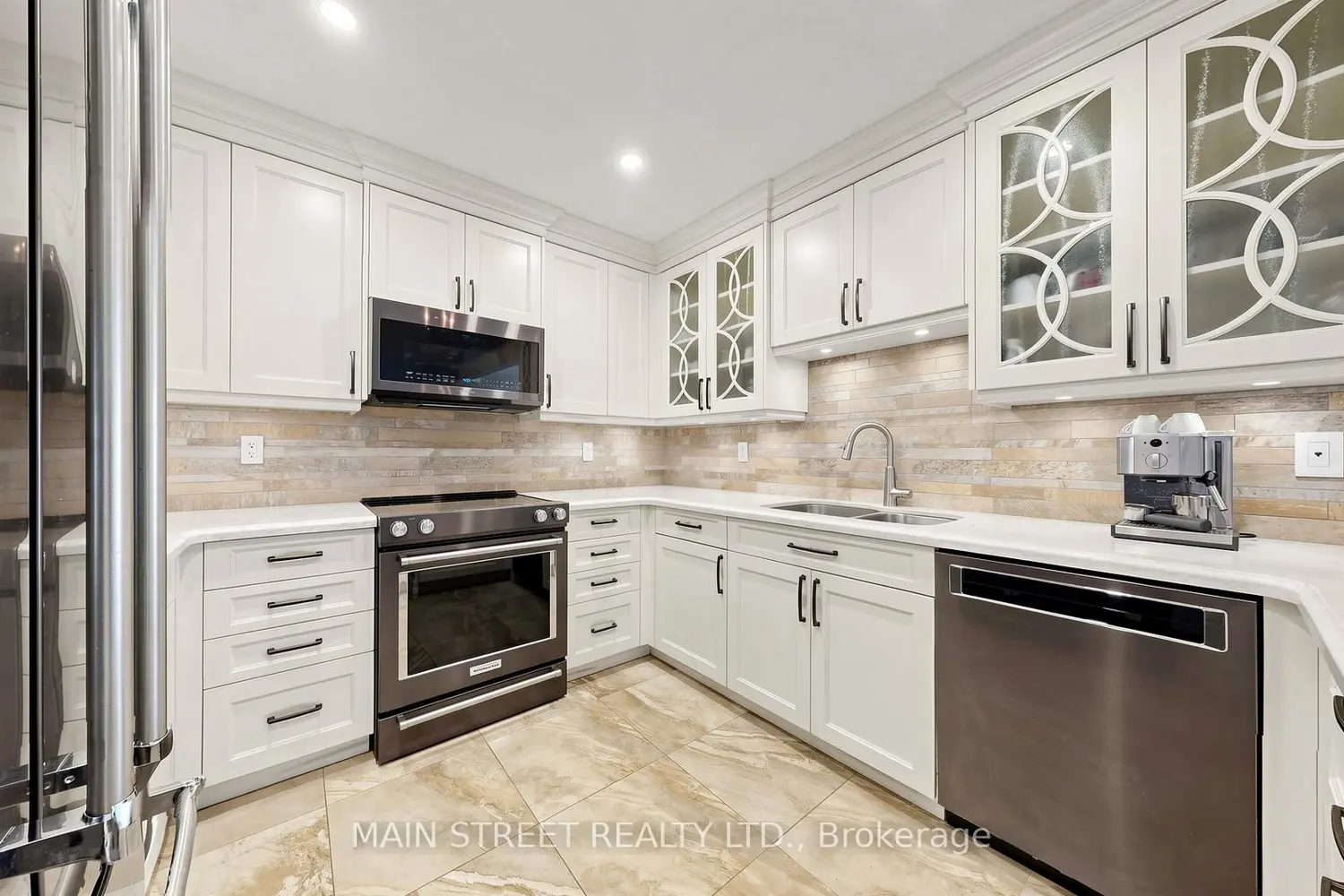 Additional image 5 of 176 Mainprize Crescent