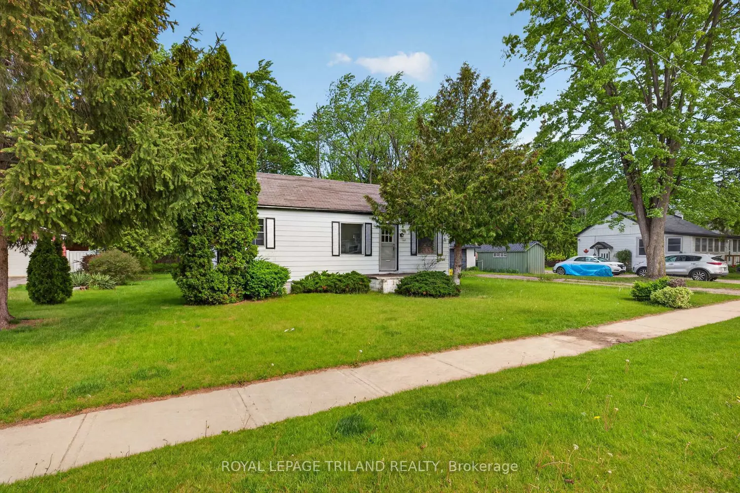 147 Burns Street photo 2