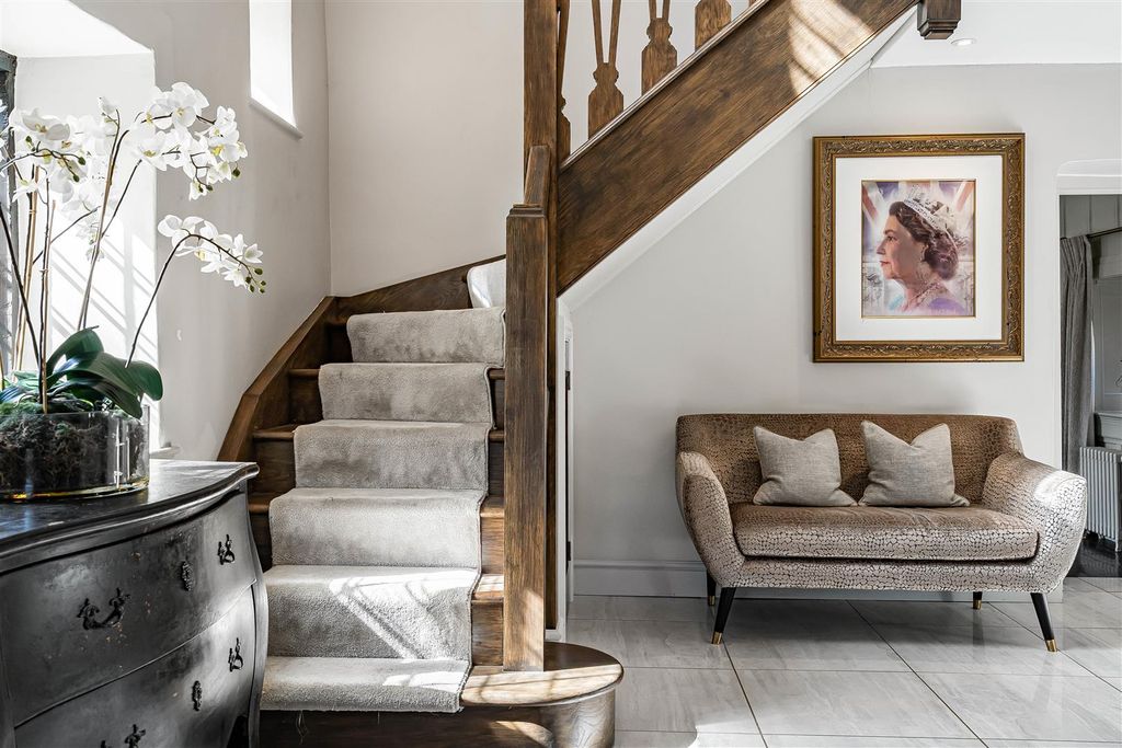 Additional image 19 of 7 bed property for sale34 Bell Lane, Syresham, Brackley NN13