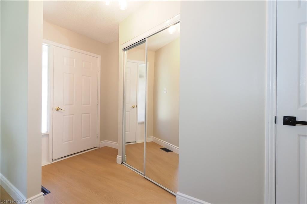 Additional image 4 of 27 Scenic Wood Crescent, Kitchener, ON, N2A 3N2