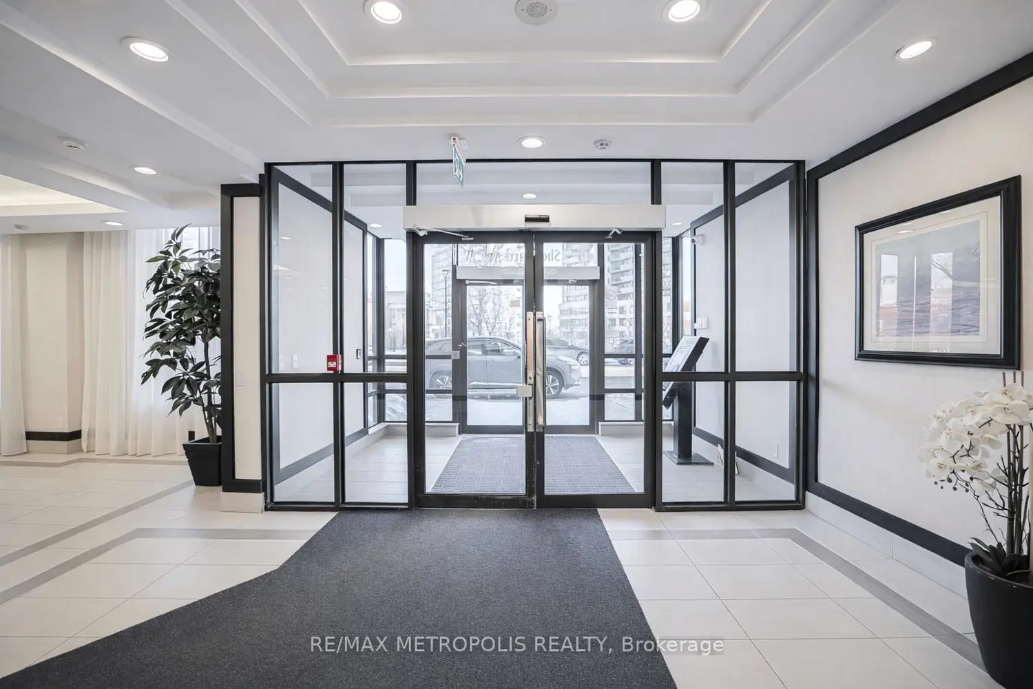 1070 Sheppard Avenue Ph16 photo 2