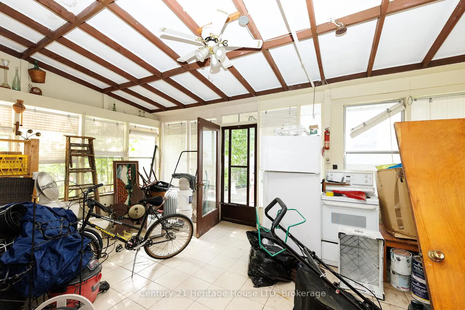 Additional image 9 of 20 Dufferin Street