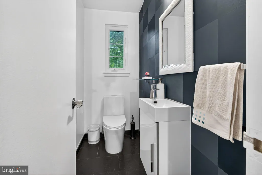 Additional image 15 of 5211 Nebraska Avenue NW, Washington, DC 20015