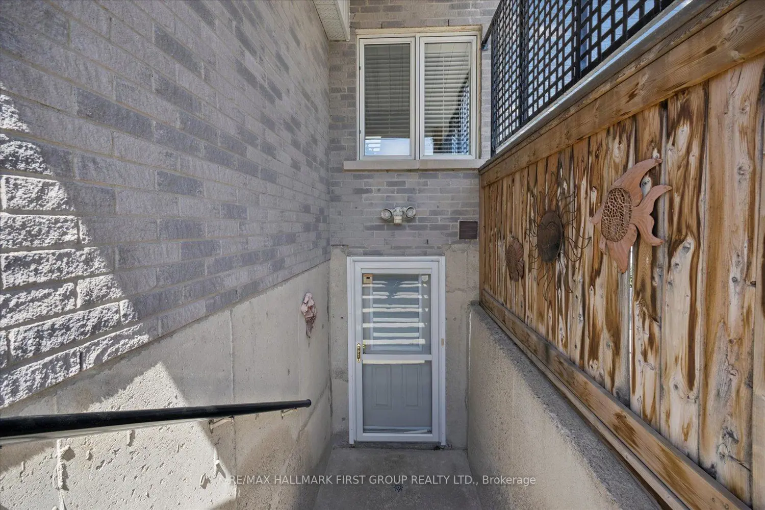 Additional image 12 of 1779 Woodview Avenue