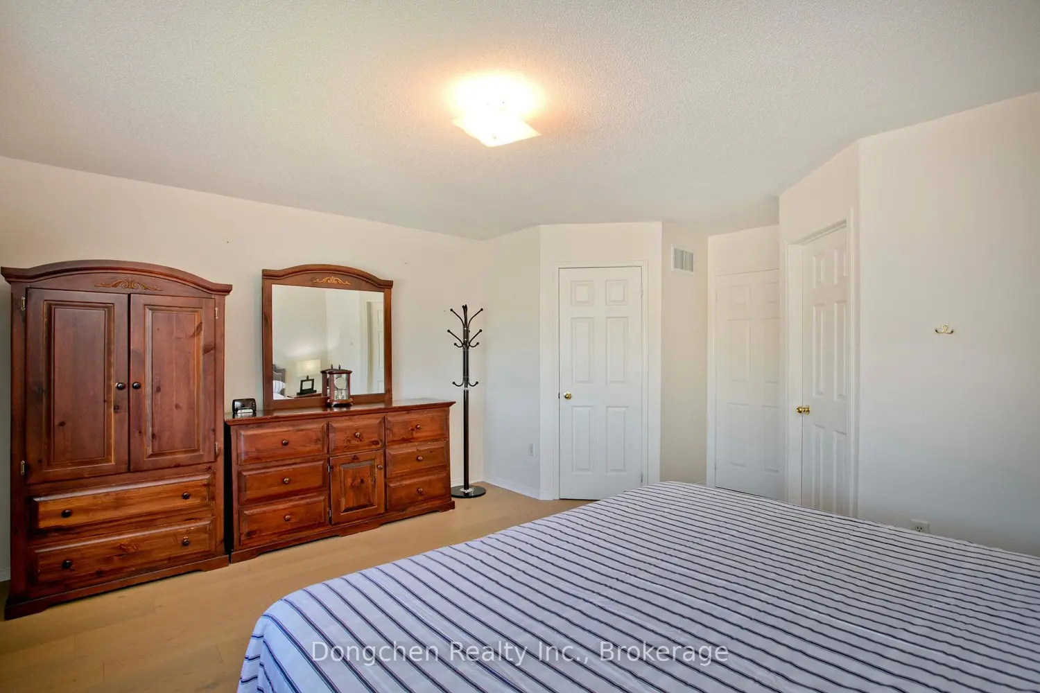 Additional image 4 of 1532 Hummingbird Court