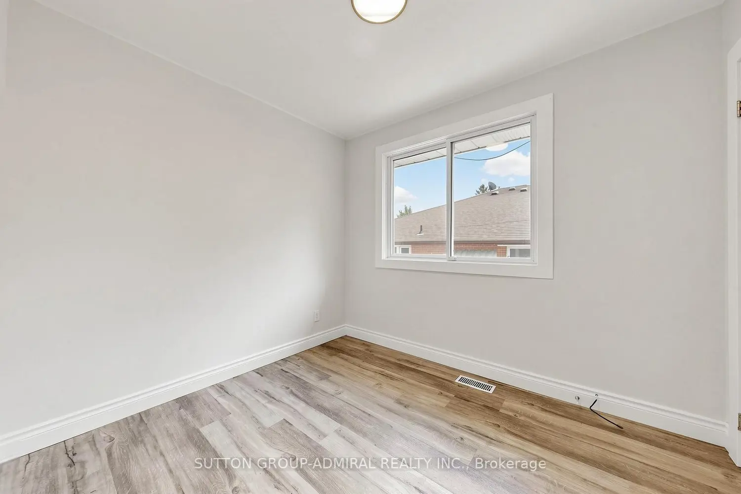 Additional image 8 of 86 Newbury Drive