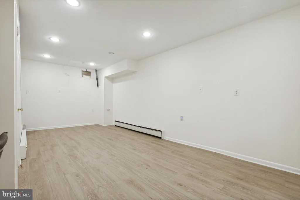 Additional image 16 of 900 24th Street NW Unit K, Washington, DC 20037