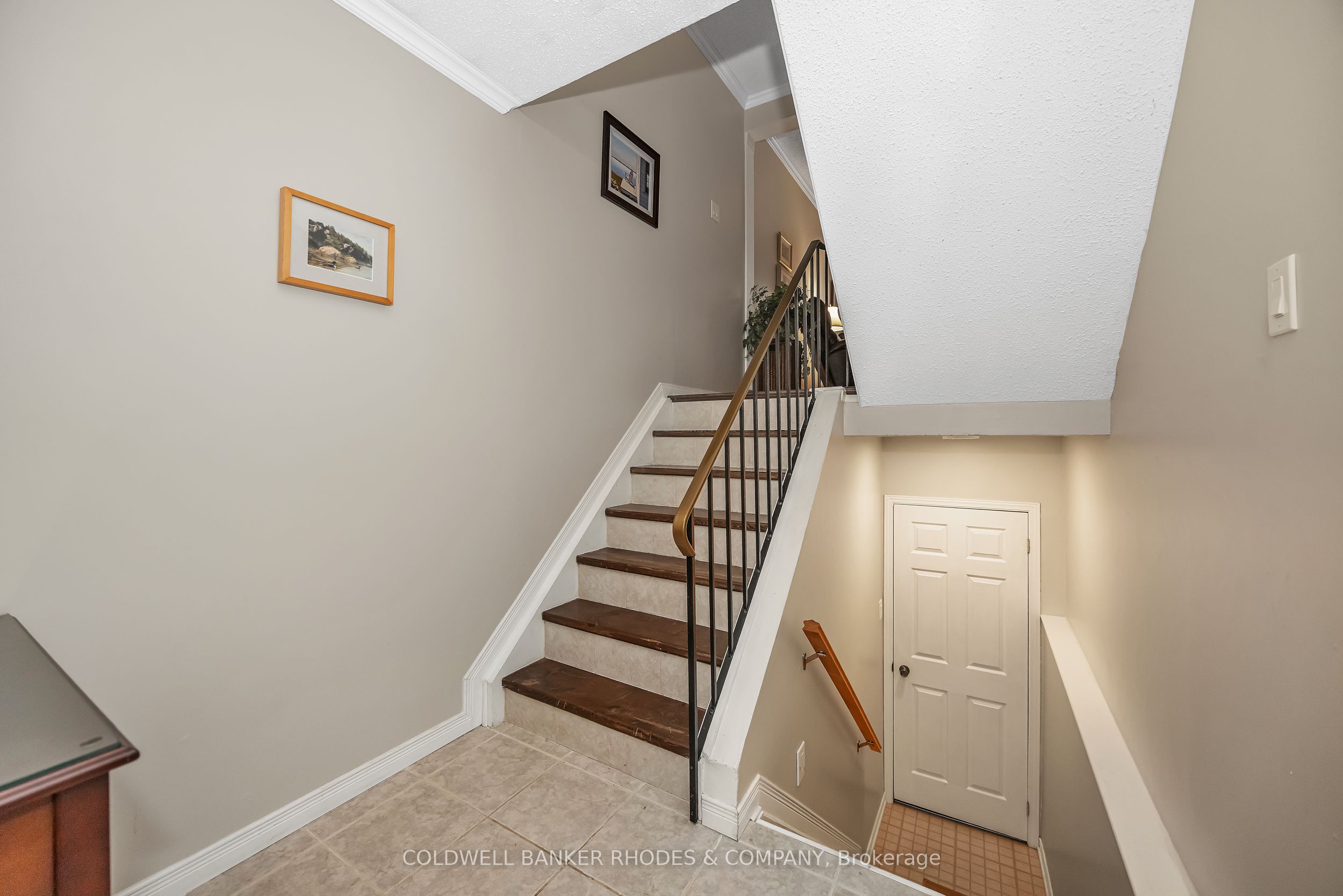 Additional image 4 of 4 Almond Lane, Ottawa, ON, K2L 3T2