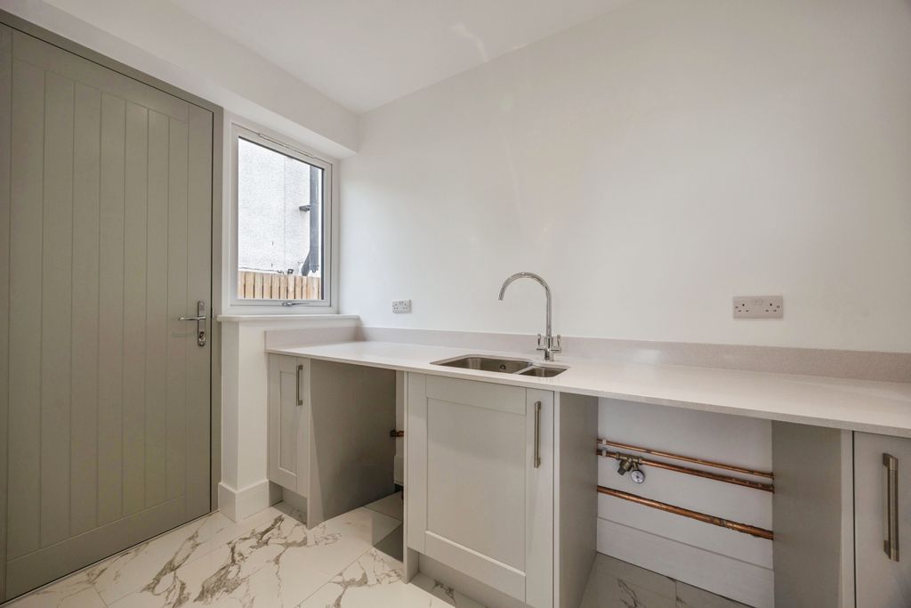 Additional image 12 of 5 bed detached house for saleRoanshead Crescent, Dalkeith EH22
