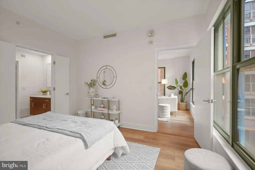 Additional image 12 of 910 M Street NW Unit 304, Washington, DC 20001