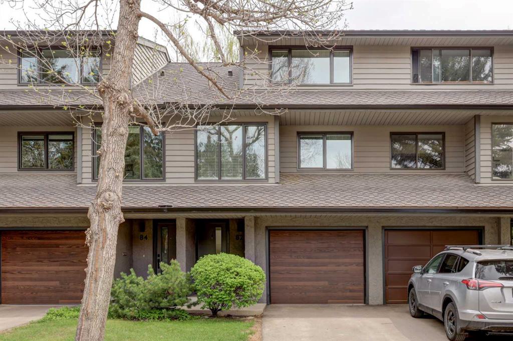 82 Point Drive NW, Calgary, AB, T3B 5B3