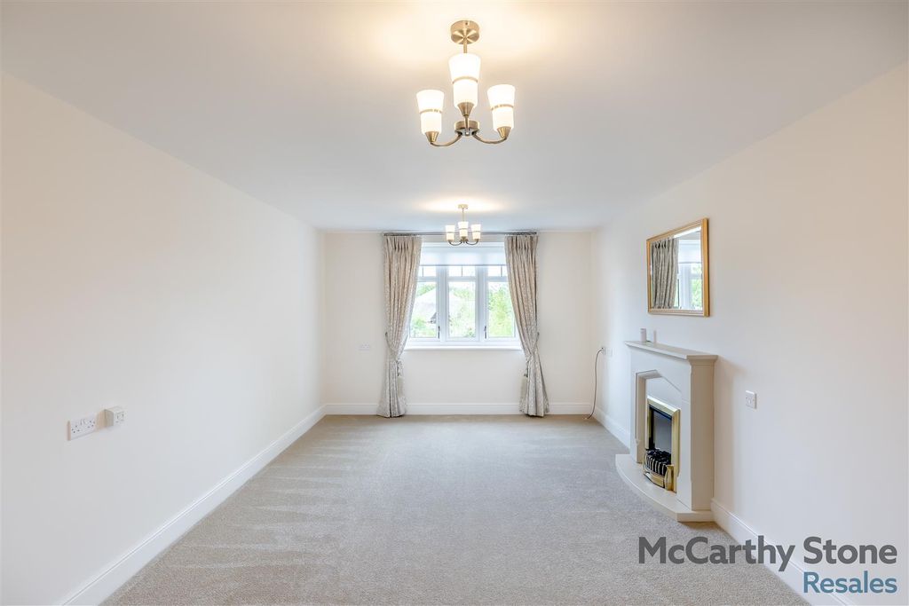 Additional image 3 of 2 bed flat for saleAbbey Foregate, Shrewsbury SY2