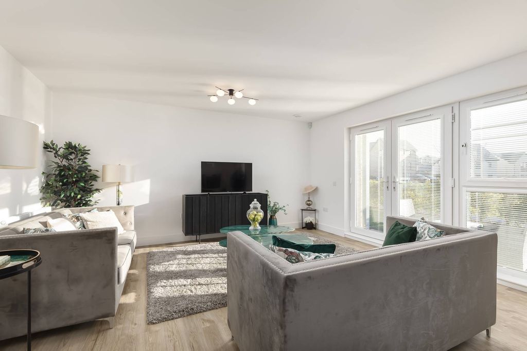 Additional image 2 of 3 bed flat for sale40/1, Meadowsweet Drive, Cammo, Edinburgh EH4