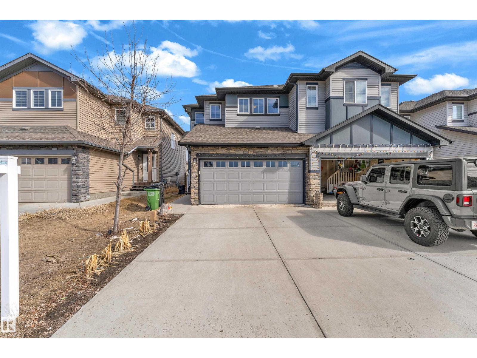 Additional image 3 of 2526 19a Avenue NW, Edmonton, AB, T6T2E1