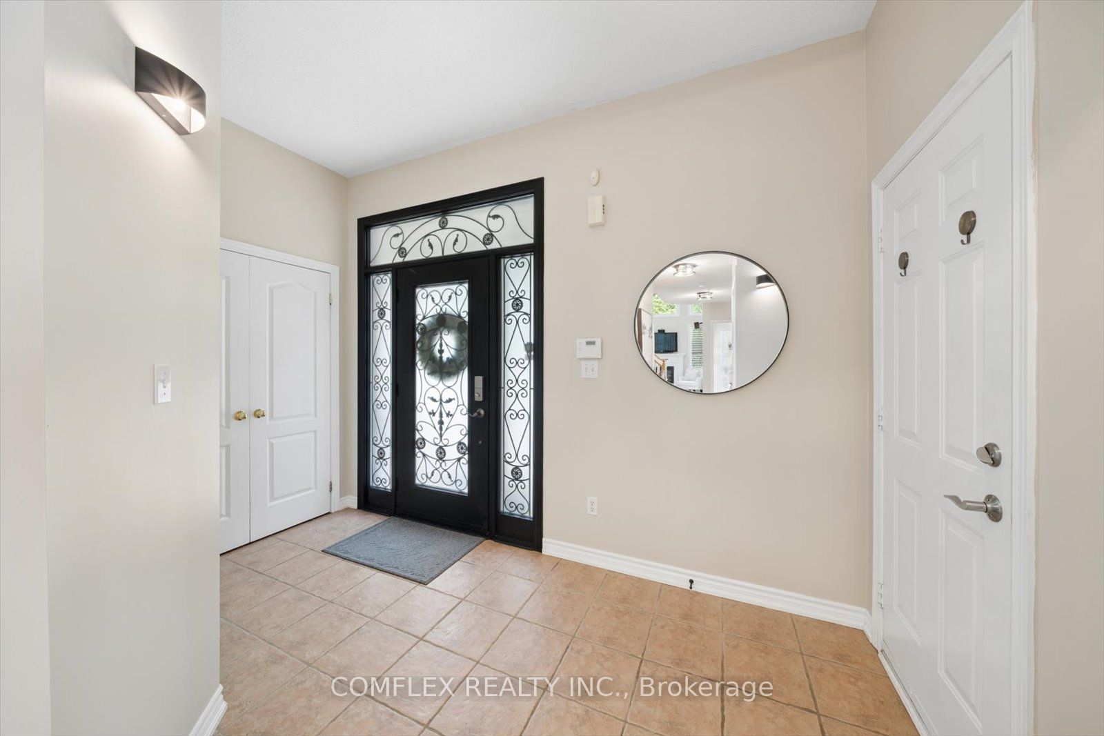 Additional image 4 of 8 Inverary Court, Whitby, ON, L1R 2R2