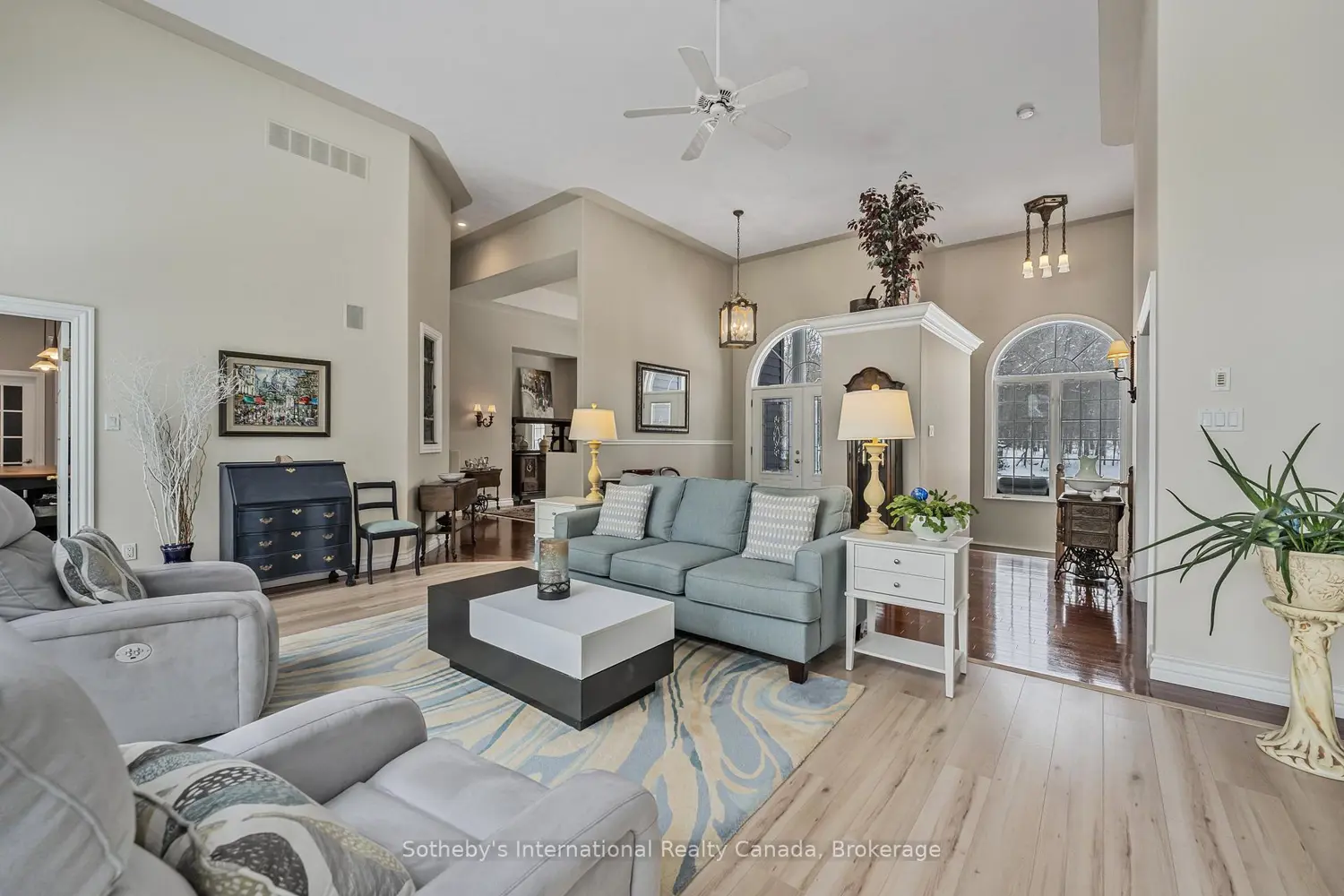 679 Sandy Bay Road photo 4