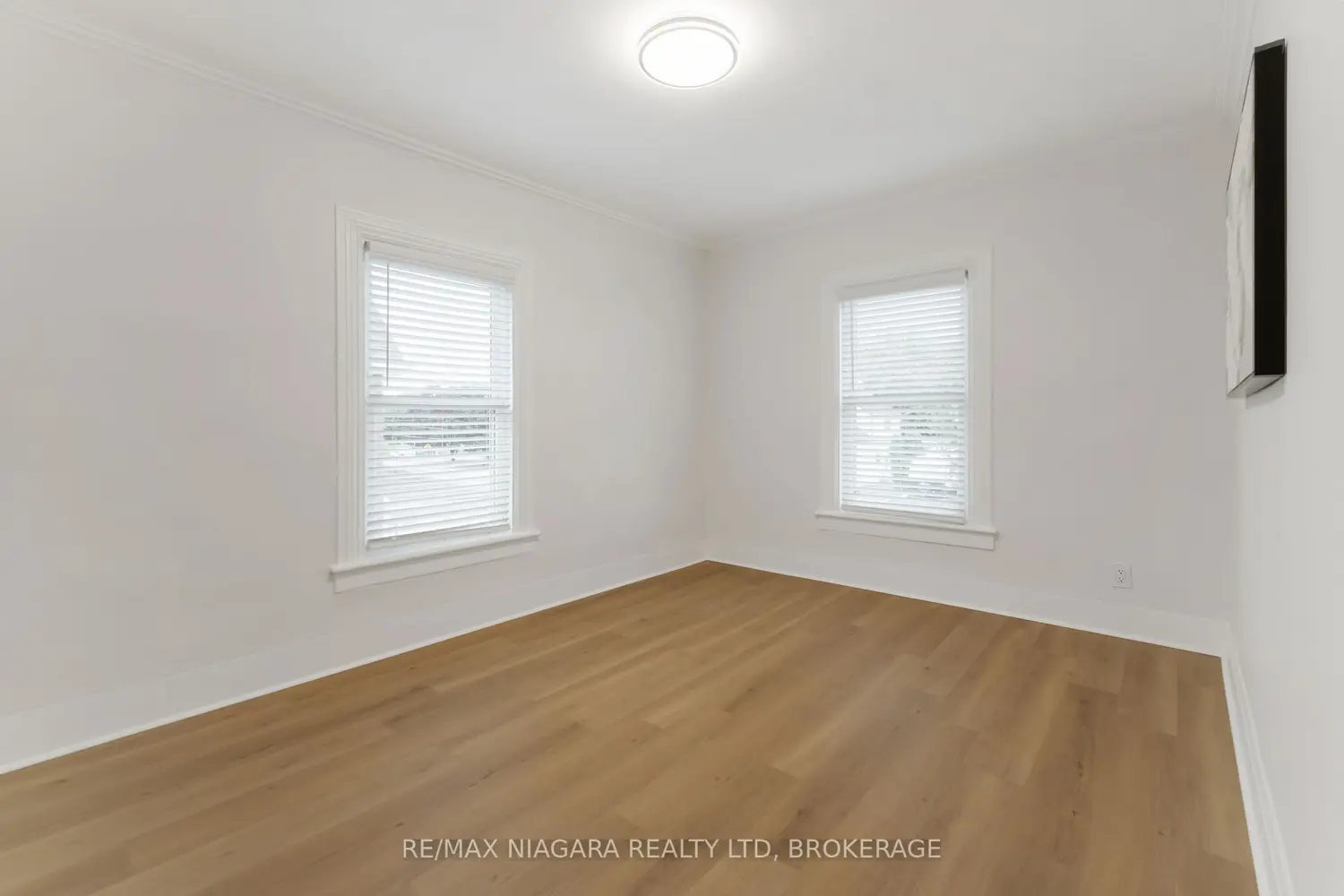 Additional image 14 of 4367 Ontario Street