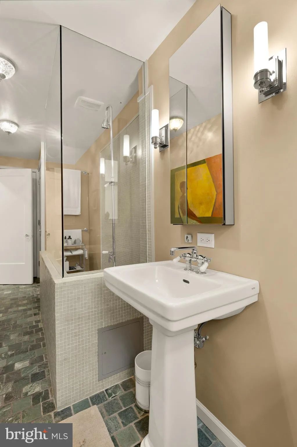 Additional image 66 of 2039 New Hampshire Avenue NW Unit 301, Washington, DC 20009