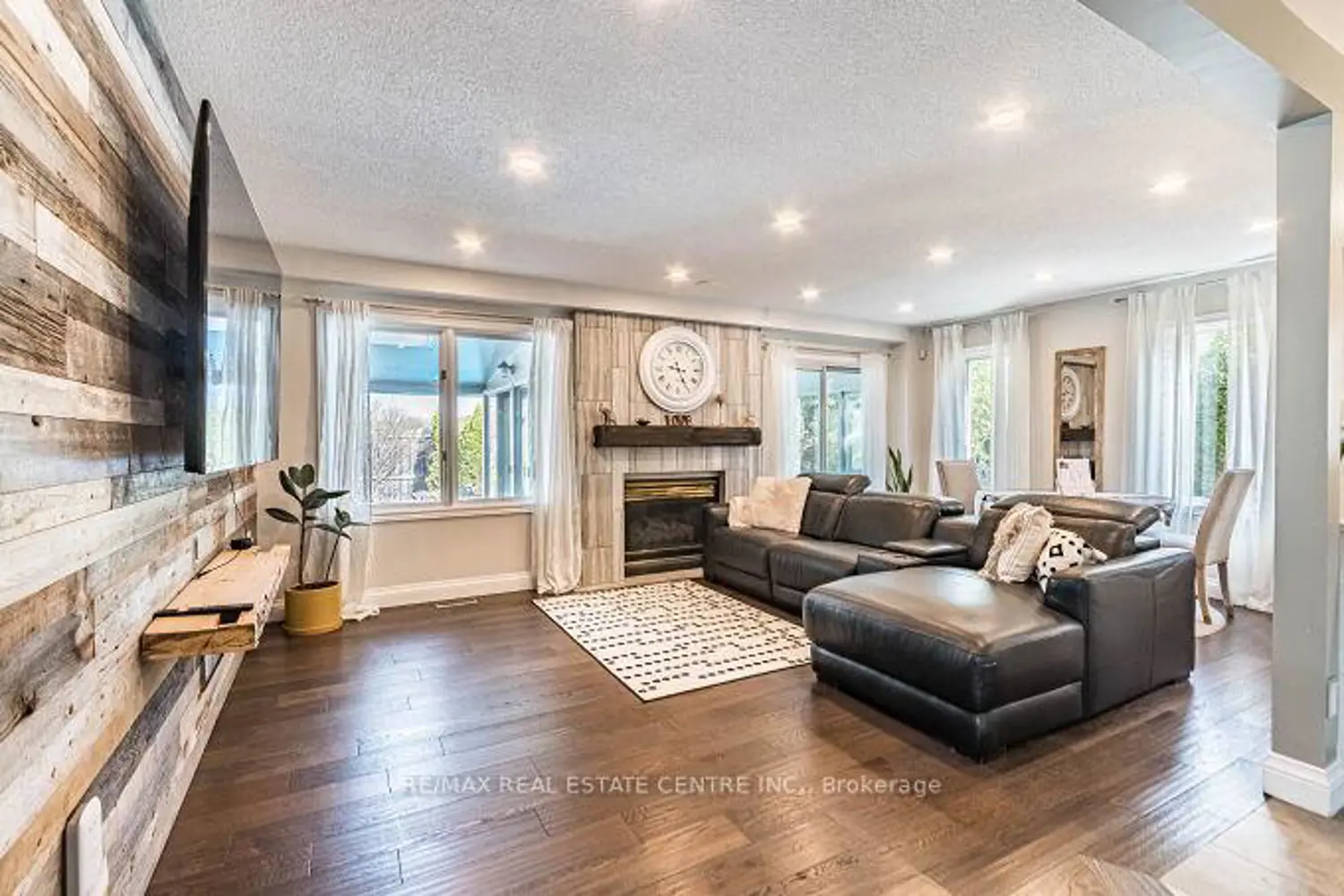 Additional image 10 of 33 Strathroy Crescent