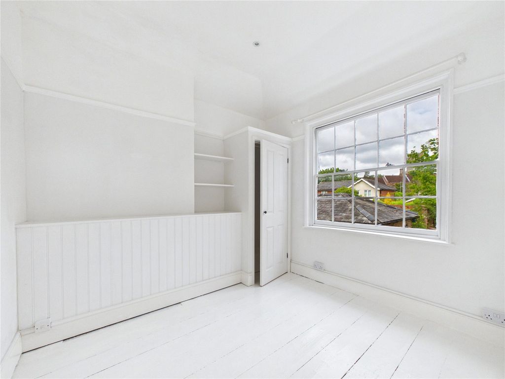 Additional image 5 of 2 bed flat for saleCumberland Street, Woodbridge, Suffolk IP12
