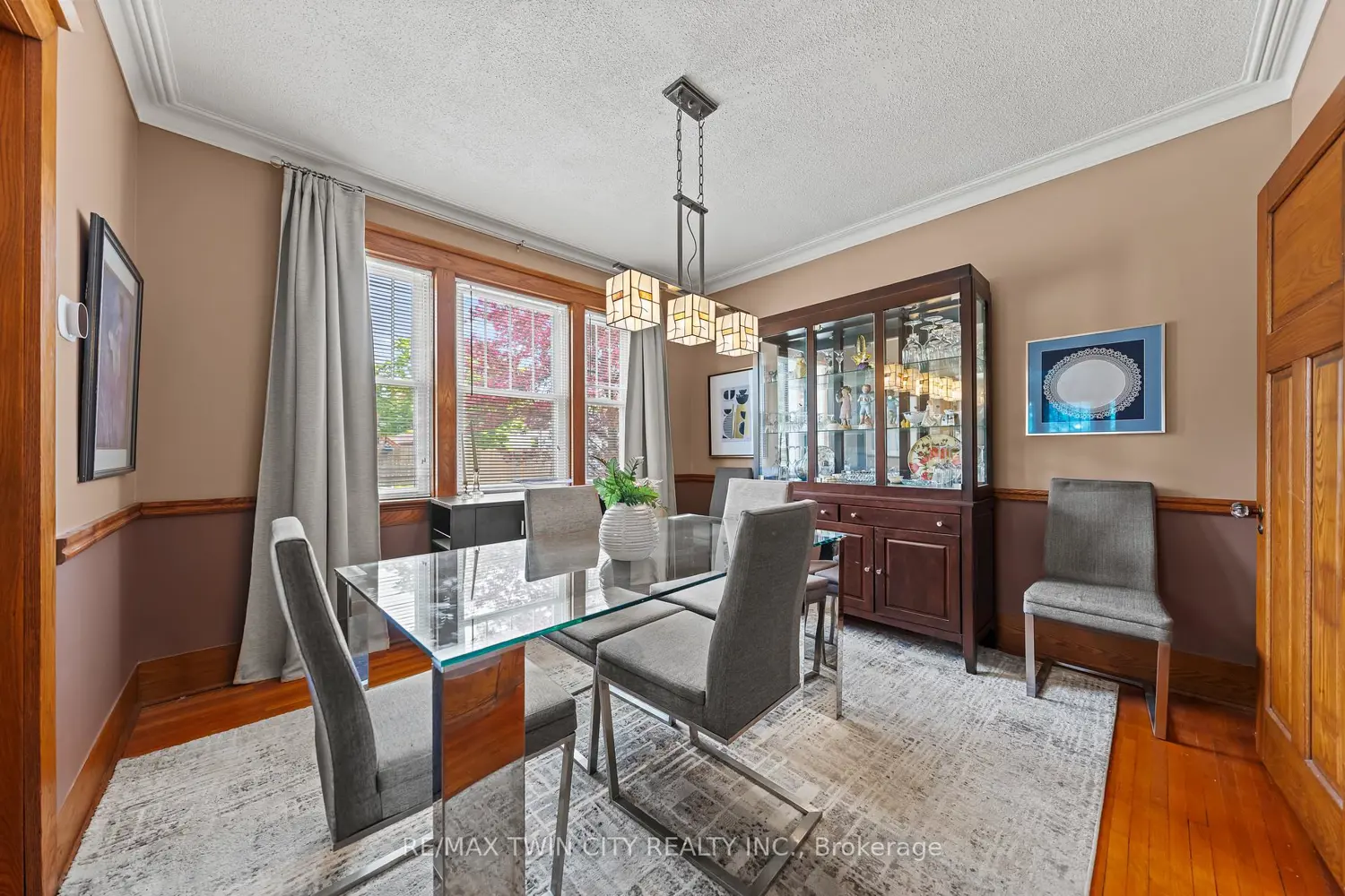 Additional image 7 of 39 Borden Avenue