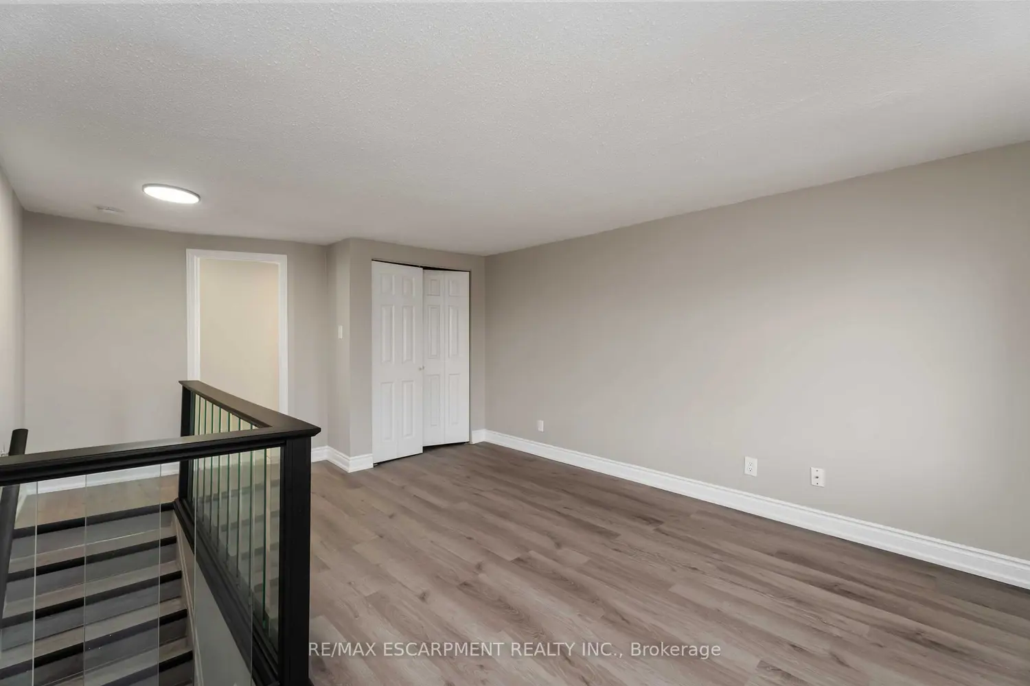 Additional image 12 of 187 Barton Street