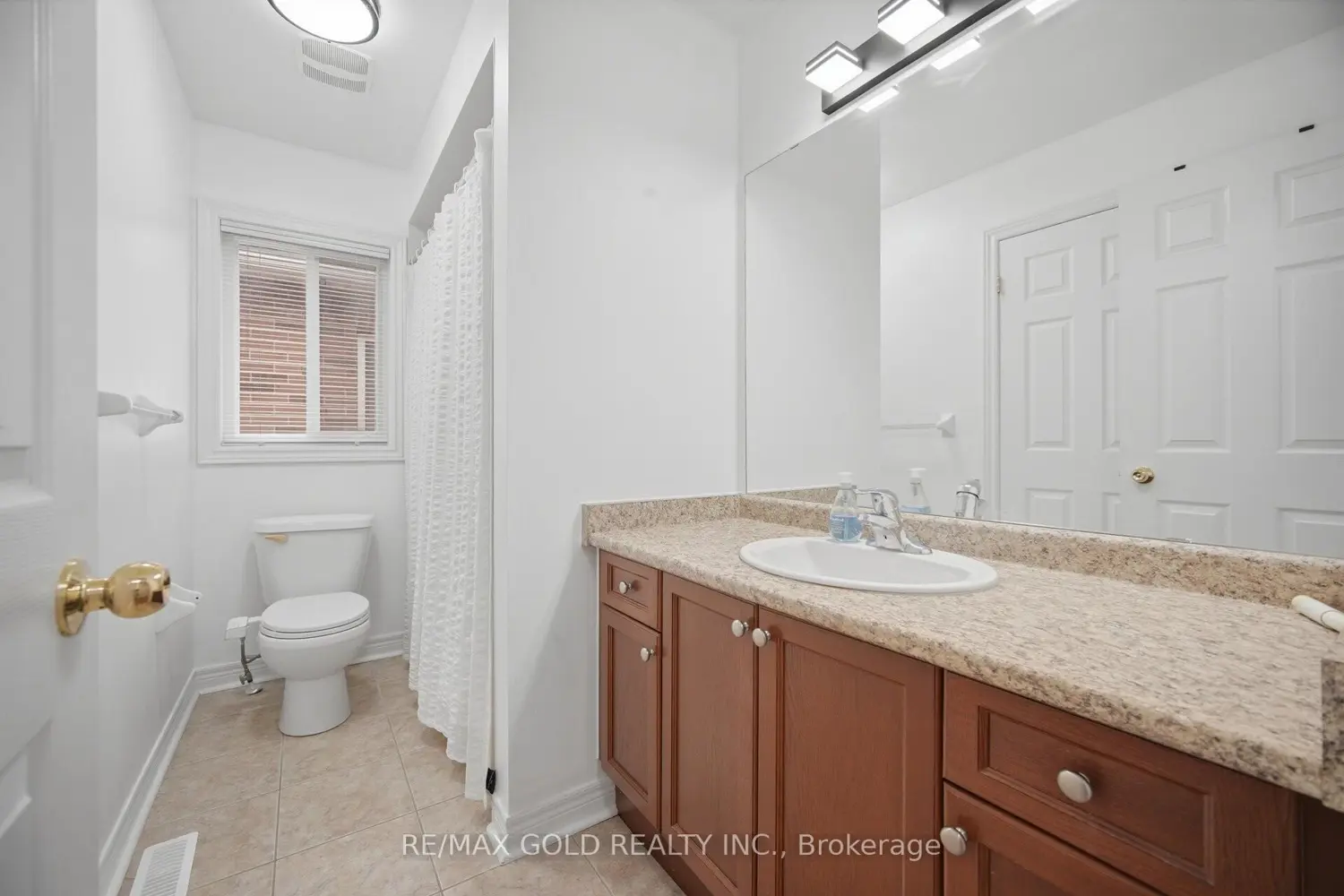 Additional image 10 of 52 Watsonbrook Drive