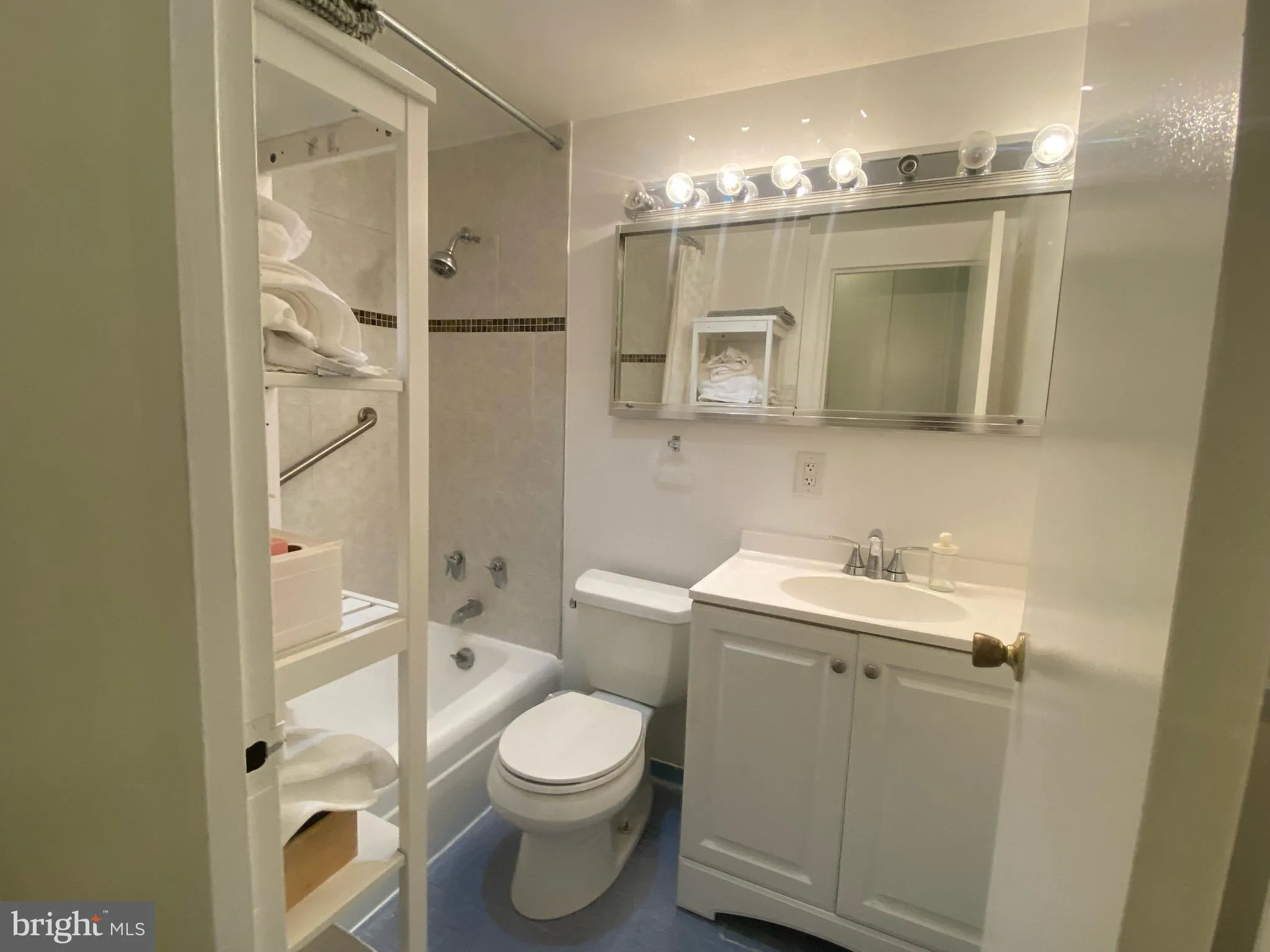 Additional image 20 of 1435 4th Street SW Unit B602, Washington, DC 20024