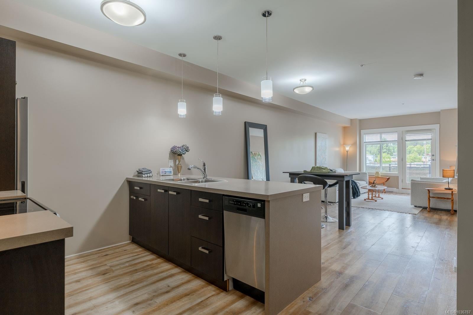 Additional image 5 of 206-5822 Garden Street, Duncan, BC, V0L 3V9