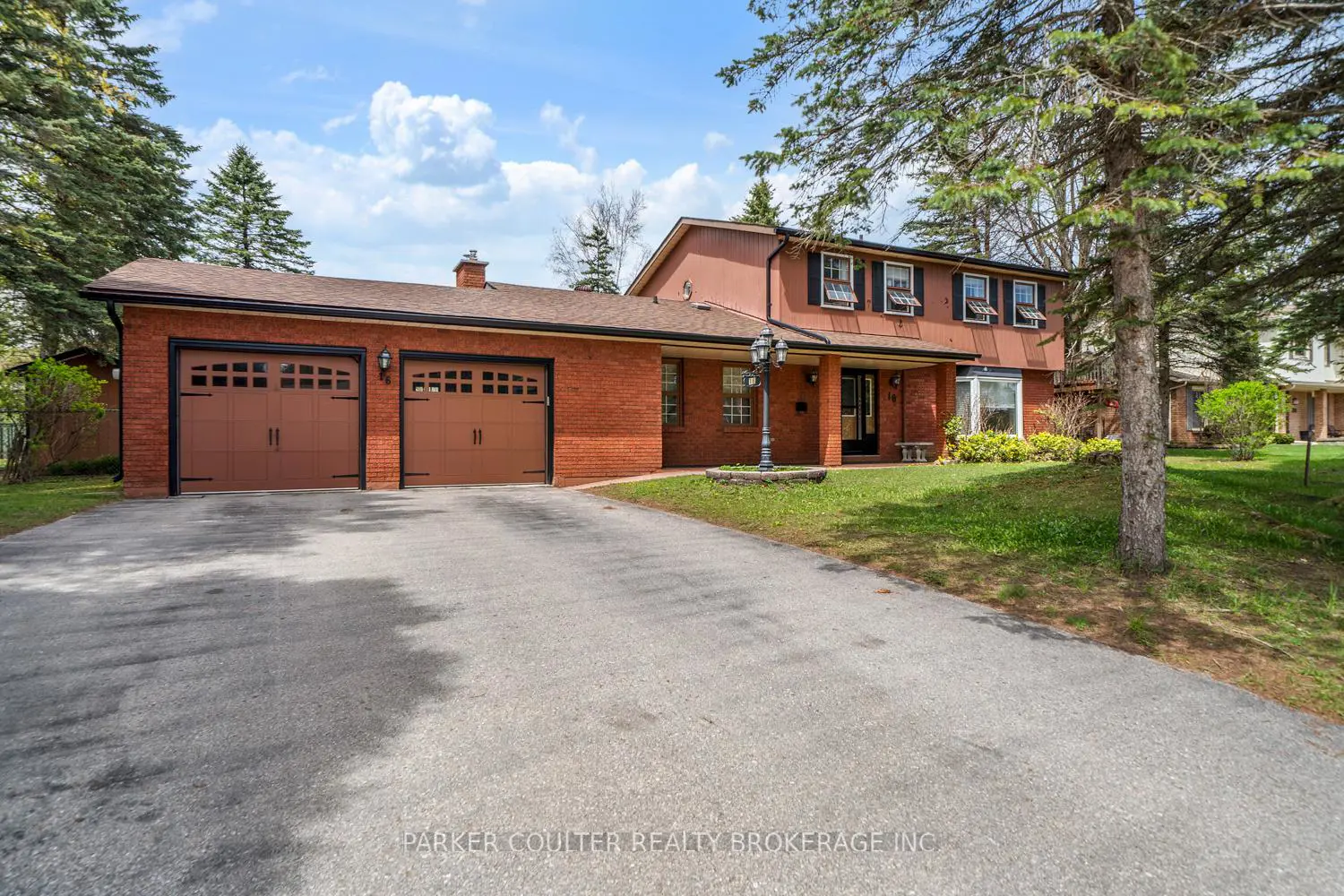 16 Cardinal Crescent