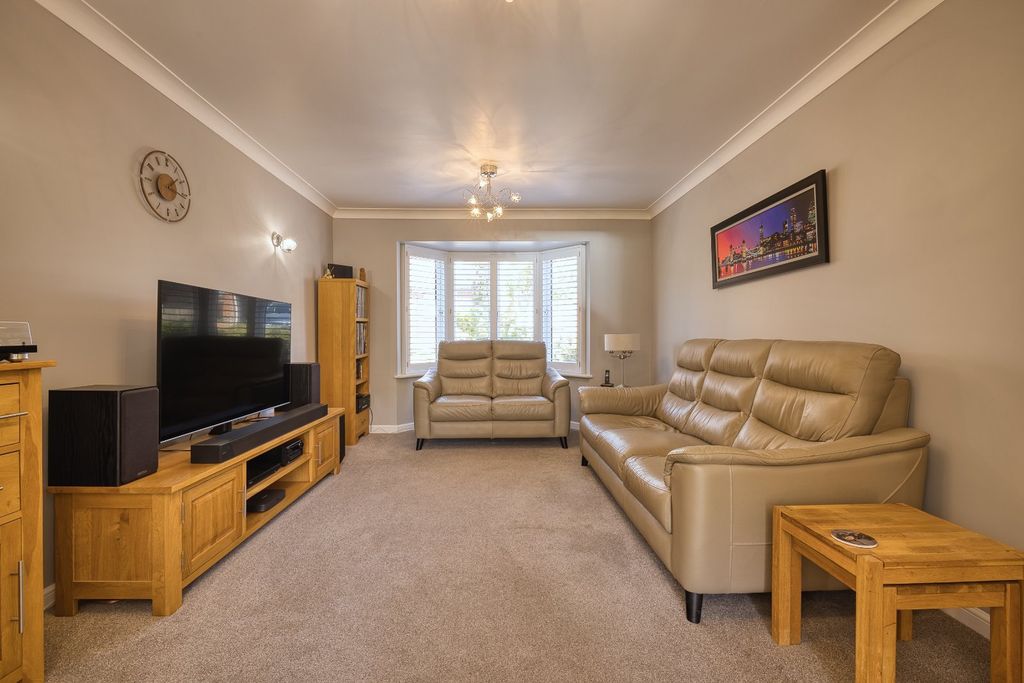 Additional image 3 of 4 bed detached house for saleCornelis Drive, Minster, Ramsgate, Kent CT12