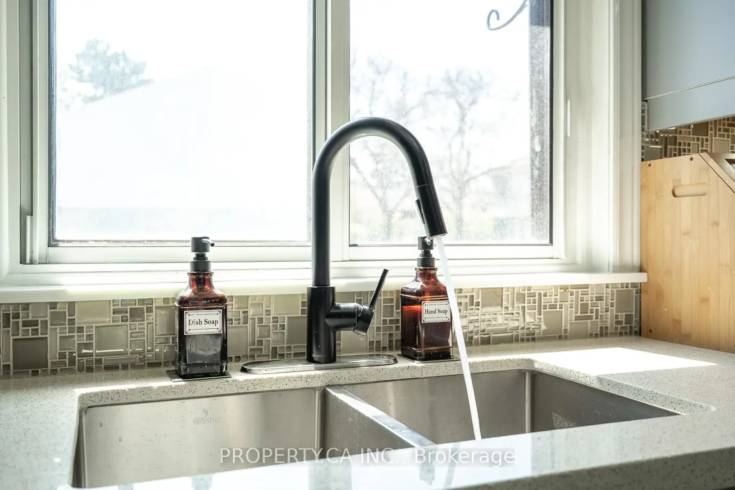 Additional image 7 of 2779 Gananoque Drive 49