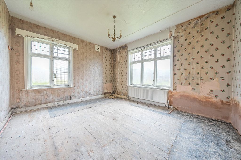Additional image 3 of Land for saleLand At 176 Street Lane, Leeds, West Yorkshire LS8